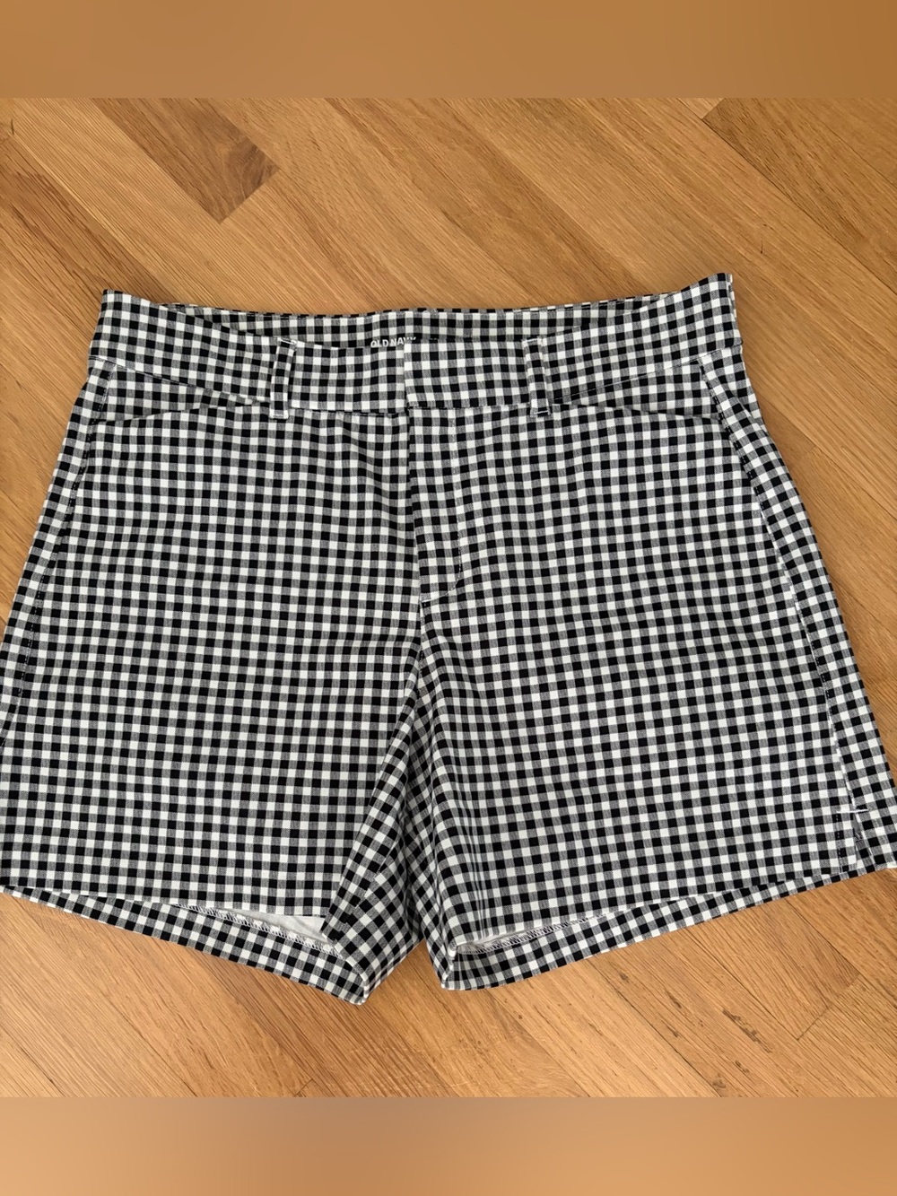 EUC/Old Navy Black & White Gingham High-Waist Women’s Pixie Shorts SZ10